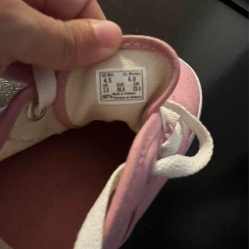 Pink vans